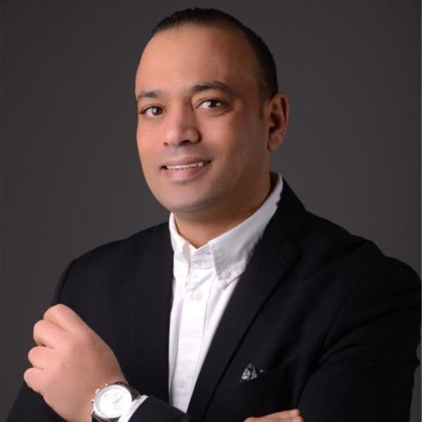 Akram 